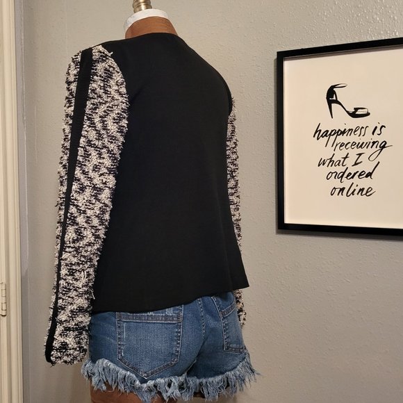 ST JOHN Boucle Slub Knit Front Jacket - Picture 3 of 10